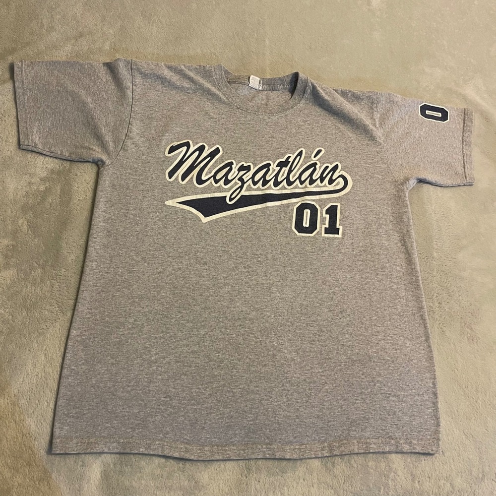 Vintage Mens Yazbek Mazatlan 01 Graphic T Shirt Gray Short Sleeve Large Y2K‎ Gym